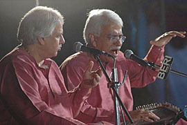 Vocalists Rajan Misra and Sajan Misra perform on the concluding day of the fourth Baba Jassa Singh Kapurthala Heritage Festival in Kapurthala on Sunday evening.