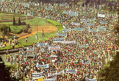 Sea of humanity arrives at Chandigarh to support the Sacha Sauda protest march.