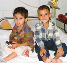 Abhi Chabra and Parsanjit in a cheerful mood just five days after undergoing heart surgery at Hero DMC Heat Institute in Ludhiana on Friday