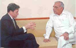 The British High Commissioner to India, Sir Michael Arthur, calls on Haryana Chief Minister Bhupinder Singh Hooda in New Delhi on Thursday. They discussed issues relating to mutual interests and investment opportunities in Haryana. 