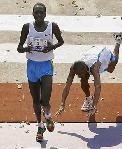 Paul Tergat of Kenya wins the mens division of the New York City Marathon in New York on Sunday