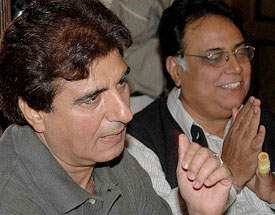 Film star Raj Babbar with director Chitrarth Singh at a press conference in Chandigarh on Wednesday.