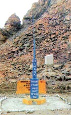 The highest motorable road in world