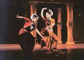 Madhavi Mudgal in jugalbandi with Leela Samson