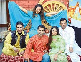 The star cast of the tele-serial, Mahi Ve, in town on Monday for the launch