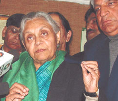 Delhi CM Sheila Dikshit addressing the media after the Congress Legislature Party meeting at Delhi Vidhan Sabha in the Capital on Tuesday.