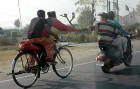 Sathi haath bhadhana