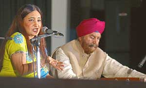 Jaspinder Narula, renowned playback singer, performs at Guru Nanak Dev Bhavan on Saturday night in Ludhiana.