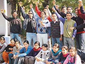 Panjab University students raise slogans after abstaining from classes in Chandigarh