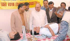 Mangat Ram Singhal, Minister of Industries and Labour, Delhi, inaugurating a blood donation camp organised by Hari-Vidya Educational Society in collaboration with Indian Red Cross Society at Majlis Park in the Capital