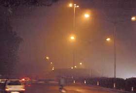 A layer of fog engulfed the city late on Monday evening as mercury dropped further, intensifying the cold wave