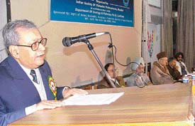 Dr P.V. Dehadrai, former Deputy Director-General (Fisheries) of the Indian Council for Agricultural Research, delivers the keynote address at the inaugural session of a two-day workshop on fisheries at the PAU, Ludhiana. 
