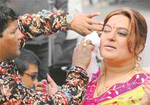 Dolly get ready for their shots for film Apne at Rock Garden