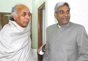 CTCC president B.B. Bahl has a word with Congress observer Sunder Lal Tewari at the Sector 35 Congress Bhavan in Chandigarh