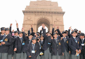 Schoolchildren from Jammu & Kashmir enjoying themselves at India Gate during a visit to the Capital as part of a Bharat Darshan Tour organised by the BSF. 