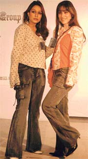 Models brought the romance of the rainbow on stage at the fashion show by Rahul Sidhu group