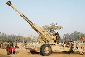A Bofors 155 mm Howitzer being readied for the Know Your Army exhibition which begins on January 6, in Chandigarh on Thursday. 