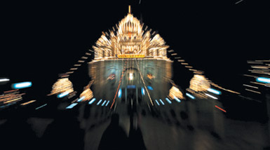 An illuminated Gurdwara Rakab Ganj on the Prakash Utsav of Shri Guru Gobind Singh Ji in the Capital on Thursday.