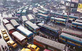 An aerial view of the traffic jam on one of the roads in Kolkata during the CPM election campaign rally organised in the metropolis