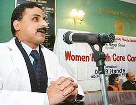 Dr P.R. Handa delivers a lecture on cervical cancer at a health care camp for women at Press Club in Chandigarh