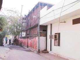 The house which is being constructed after encroaching on a part of public road in Malerkotla House, Ludhiana