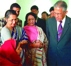 Delhi Lt. Governor B. L. Joshi talking to a patient at the Medical Centre on the Annual Day Function of the Delhi Commonwealth Women's Association