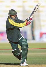 Pakistans Shahid Afridi bats during a training session in Rawalpindi on Friday.