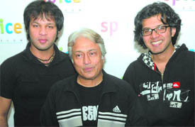 Noted sarod maestro Amjad Ali Khan and his sons Amaan Ali Khan and Ayaan Ali Khan in Jalandhar for a music concert on Friday