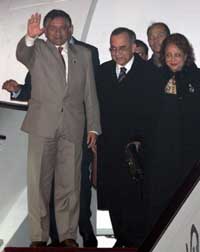 Pakistan's President Pervez Musharraf and his wife Begum Sehba Musharraf