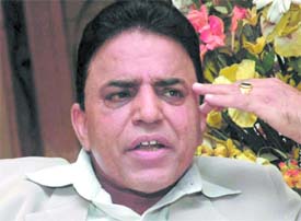 Noted music director Charanjit Ahuja during his visit to Jalandhar