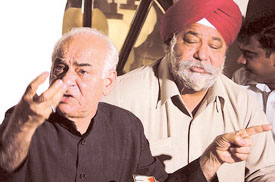 BJP leader Madan Lal Khurana along with MLA H.S. Balli addressing a press conference in the Capital on Thursday.