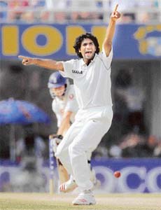 Munaf Patel had a dream debut in the Mohali Test