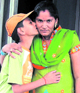 Bholu with his mother after he was rescued by the Delhi Police from Agra on Monday.