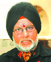Sculptor and painter Shiv Singh
