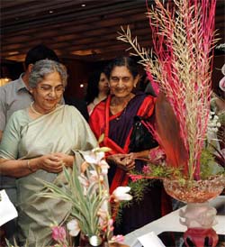 Gursharan Kaur, wife of the Prime Minister, after inaugurating an exhibition on flower arrangement, A Glint of Ruby, to celebrate the 40th Anniversary of Delhi Ikebana International in the Capital