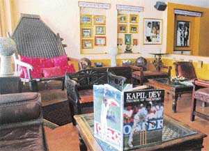 Kaptains Retreat: Kapil Devs super shot at the eatery business