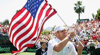 Andy Roddick of the US celebrates his 4-6, 7-5, 6-3, 6-2 victory over Fernando Gonzales of Chile in the Davis Cup quarterfinals on Sunday in Rancho Mirage, California. The US advances to the semi-finals against Russia