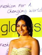 Film actress Soha Ali Khan speaks at a function to launch the summer collection of Indian fashion house, Globus, in Mumbai on Wednesday.