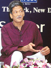 Kiran Nagarkar 