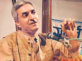 Madhup Mudgal performs at Gandharav Mahavidyalaya in Panchkula