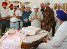 BJP leaders participate in ardas for the early recovery of Mr Parmod Mahajan at the Golden Temple in Amritsar on Monday.