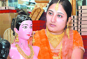 Gold ornaments continue to be favourite among women in Doaba region