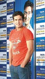 Brand ambassador of Tata Teleservices Ltd Irfan Pathan at the launch of Tata Indicoms Dont Stop Mobile in New Delhi