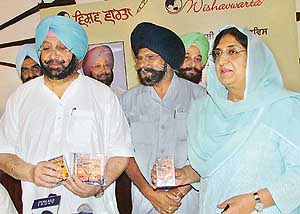 An audio cassette Asin Uddey Prindey was released by the Punjab Chief Minister, Capt Amarinder Singh, and the Deputy Chief Minister, Ms Rajinder Kaur Bhattal, at Punjab Bhavan, Chandigarh, on Saturday. The songs have been written by Sham Singh of the Punjabi Tribune and sung by R.D. Kalley and Mrs Komal Chugh.