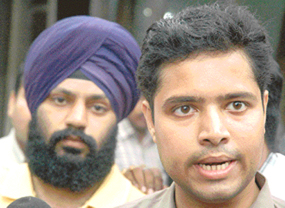 Dr Jaspreet Singh (left) and Dr Anindya Banerjee of the PGI, doctor representatives of the ongoing strike against the proposed reservation policy.