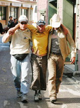 New Zealand climber Mark Inglis, a double amputee who scaled Mount Everest, arrives in Kathmandu