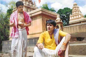 Jab Love Hua shows the cultural clash between the rustic and the city-bred