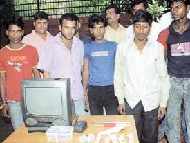 Five members of a Bangladeshi gang in police custody in the Capital. 