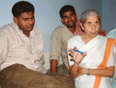 Aman Kumar (left) along with Lakshmi Kanta Chawla, BJP state Vice-President, in Amritsar 