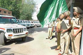 SSP A.S. Rai flags off new Bolero Jeeps for police stations in Ludhiana here on